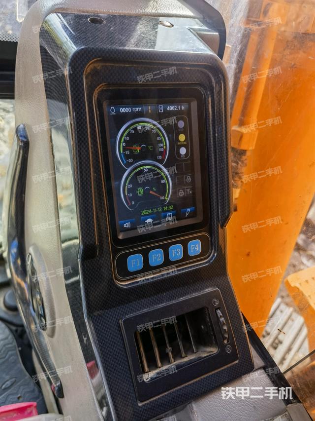 小時(shí)表（駕駛室部分）