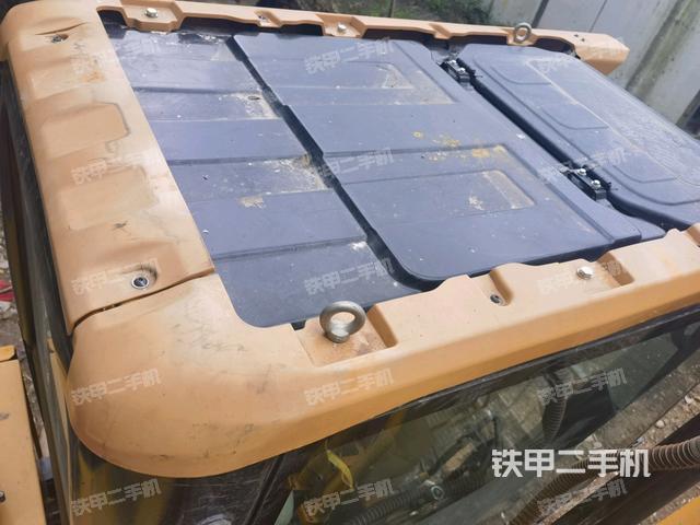 駕駛室頂部俯視(上車部件) 駕駛室頂部俯視(上車部件)