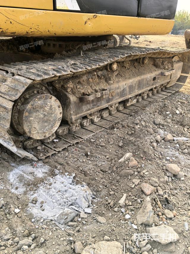 右側(cè)履帶整體（行走機構(gòu)）