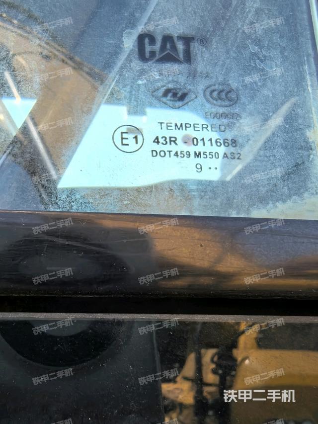 后窗玻璃角標(biāo)（駕駛室部分）