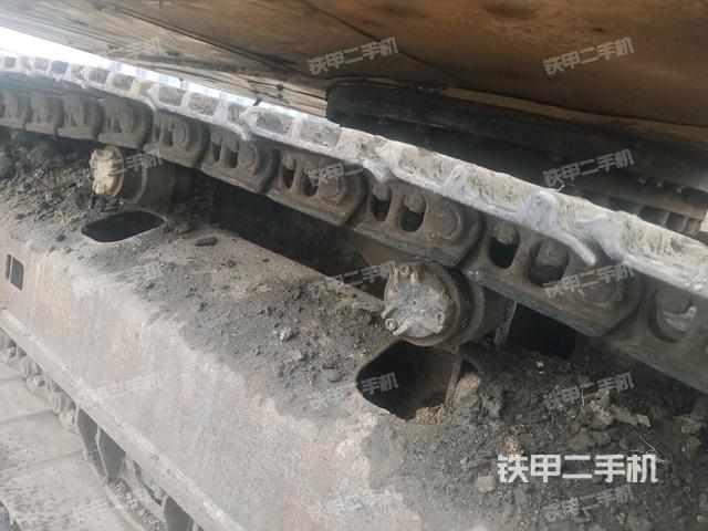 右側履帶整體(行走機構) 右側履帶整體(行走機構)