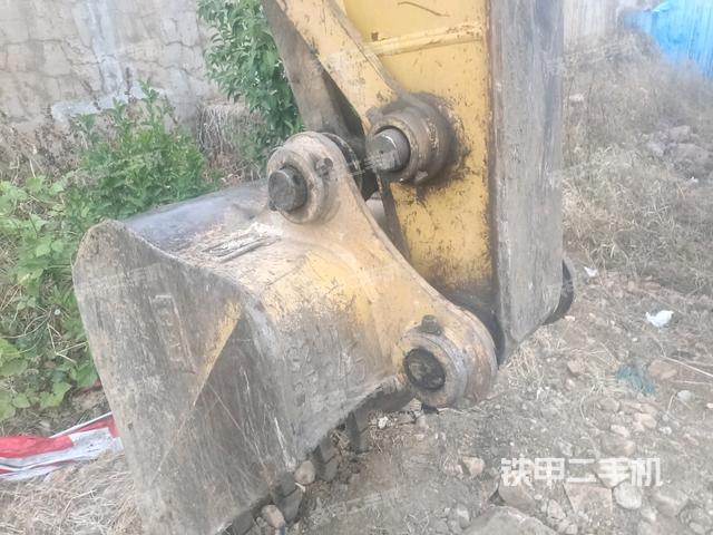 大臂整體?右側(工作和回轉(zhuǎn)裝置) 大臂整體?右側(工作和回轉(zhuǎn)裝置)