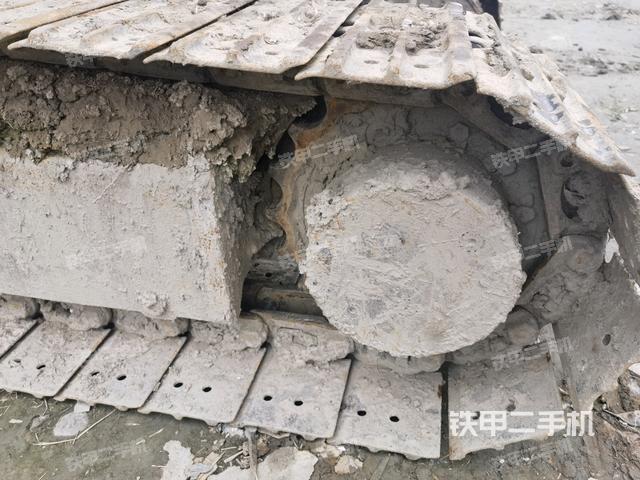 右驅(qū)動(dòng)輪（行走機(jī)構(gòu)）