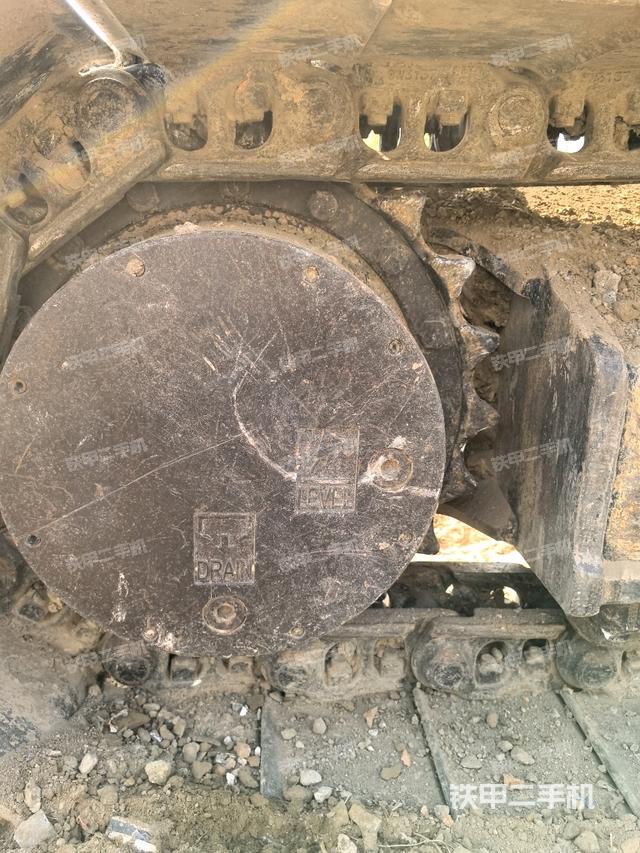 左驅(qū)動(dòng)輪（行走機(jī)構(gòu)）