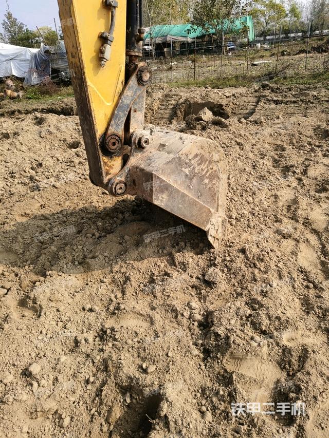 小臂整體右前（工作和回轉裝置）