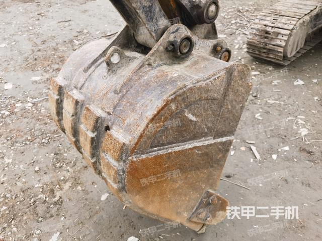 鏟斗45度（工作和回轉(zhuǎn)裝置）