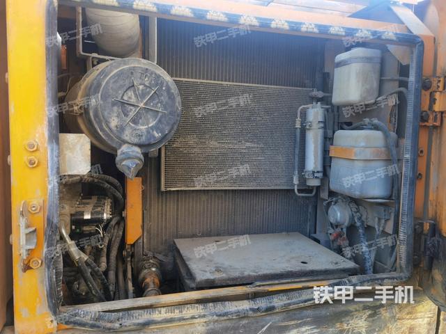 液壓泵室(大件艙室) 液壓泵室(大件艙室)
