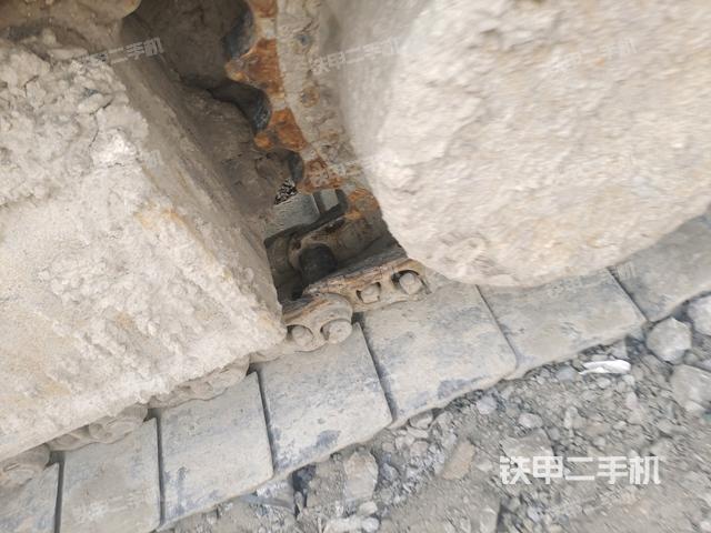 右驅(qū)動(dòng)輪（行走機(jī)構(gòu)）