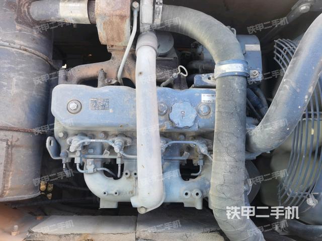 增壓器特寫(xiě)(上車(chē)部件) 增壓器特寫(xiě)(上車(chē)部件)