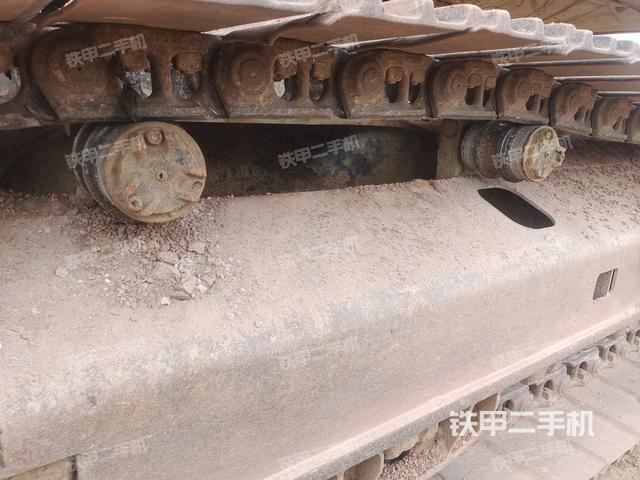 右側(cè)履帶整體（行走機構(gòu)）