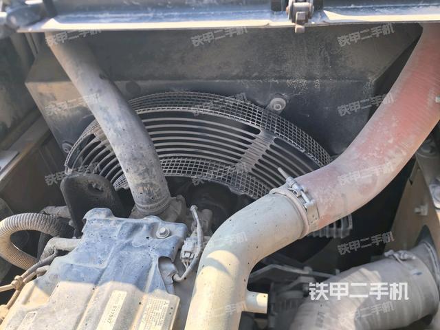 散熱器正面（大件艙室）