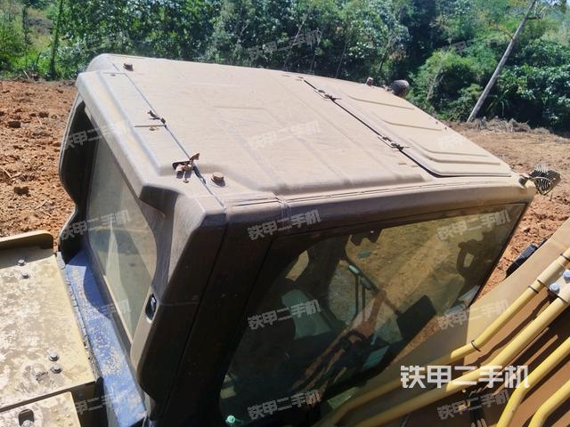 駕駛室頂部俯視(上車部件) 駕駛室頂部俯視(上車部件)