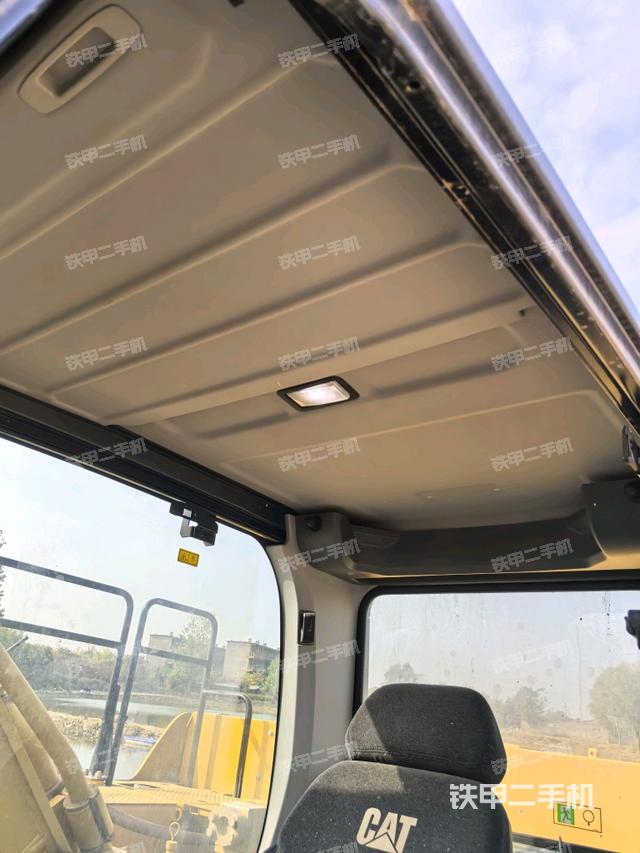 頂棚整體（駕駛室部分）