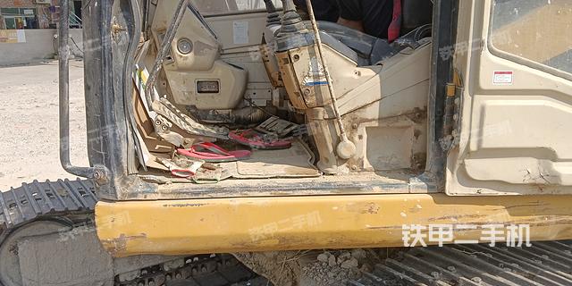 駕駛室整體（整機(jī)外觀）