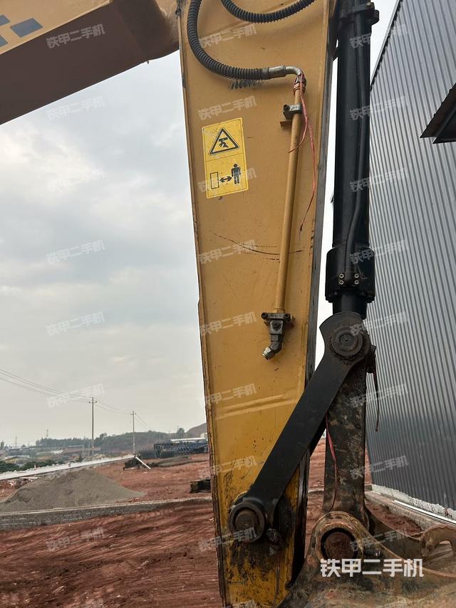 小臂整體左后（工作和回轉(zhuǎn)裝置）