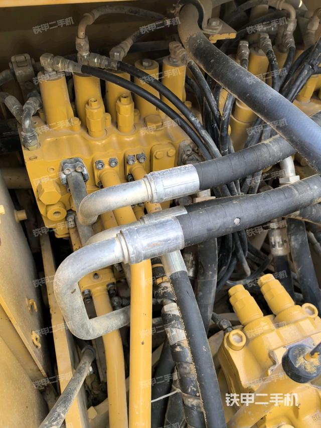 分配閥（上車部件）