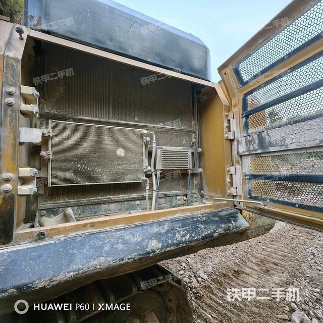 散熱器正面（大件艙室）