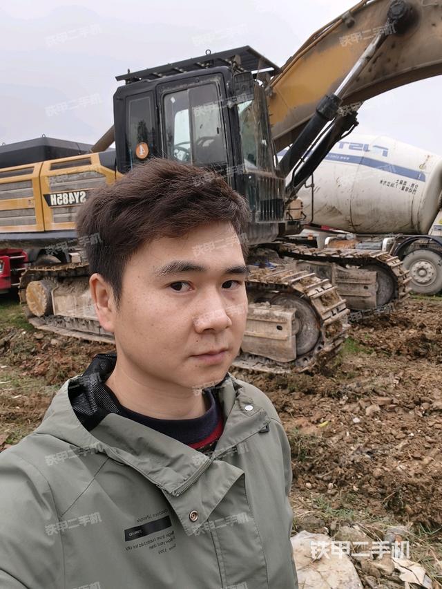 三一重工SY485H挖掘机的设备实拍-第1张实拍照片
