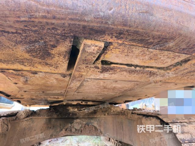 右側(cè)行走馬達(dá)蓋板（行走機(jī)構(gòu)）