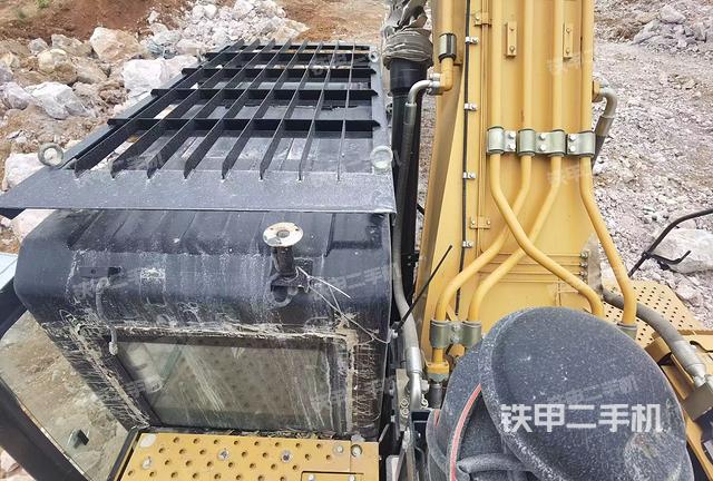 駕駛室頂部（整機(jī)外觀）