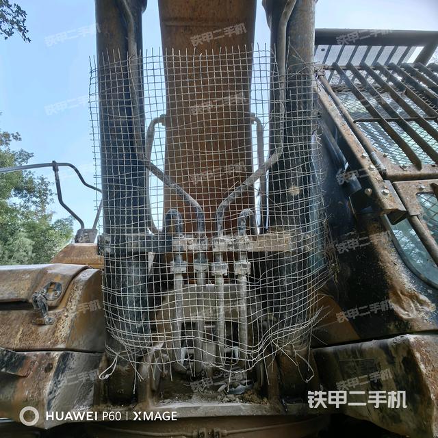 大臂油缸整體?豎拍（工作和回轉(zhuǎn)裝置）