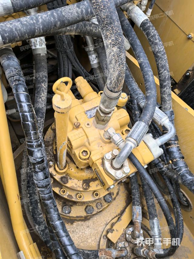 回轉(zhuǎn)馬達(dá)（上車(chē)部件）