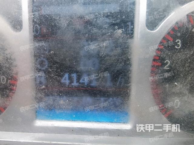 小時(shí)表(駕駛室部分) 小時(shí)表(駕駛室部分)
