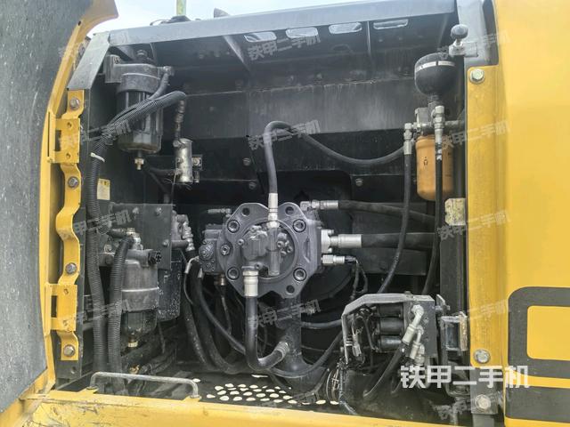 液壓泵室（大件艙室）