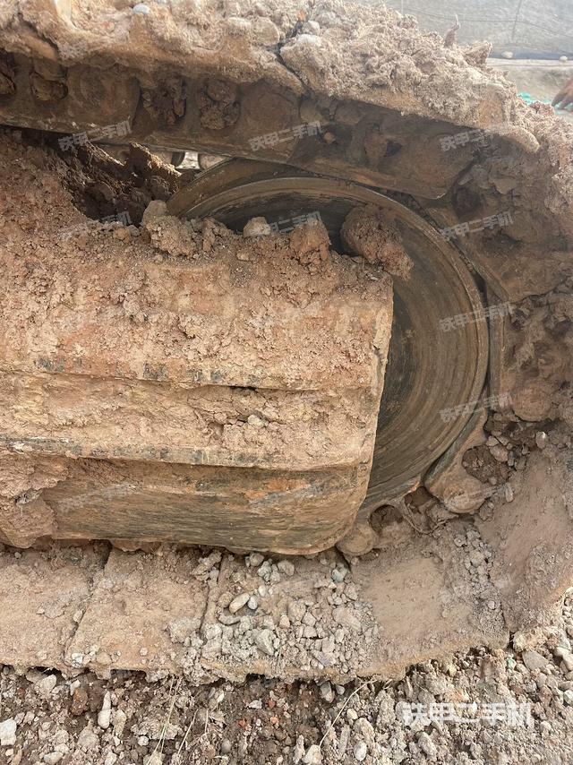 右側(cè)履帶整體（行走機(jī)構(gòu)）