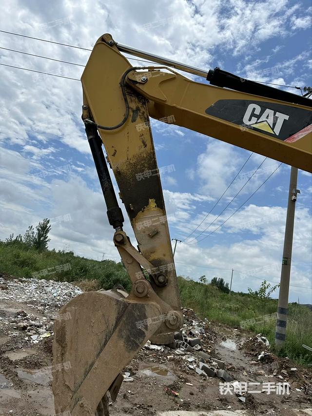 小臂整體左后（工作和回轉(zhuǎn)裝置）