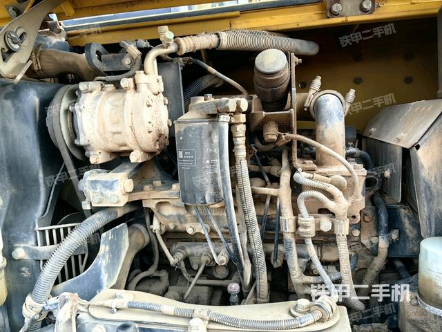 發(fā)動機室（上車部件）