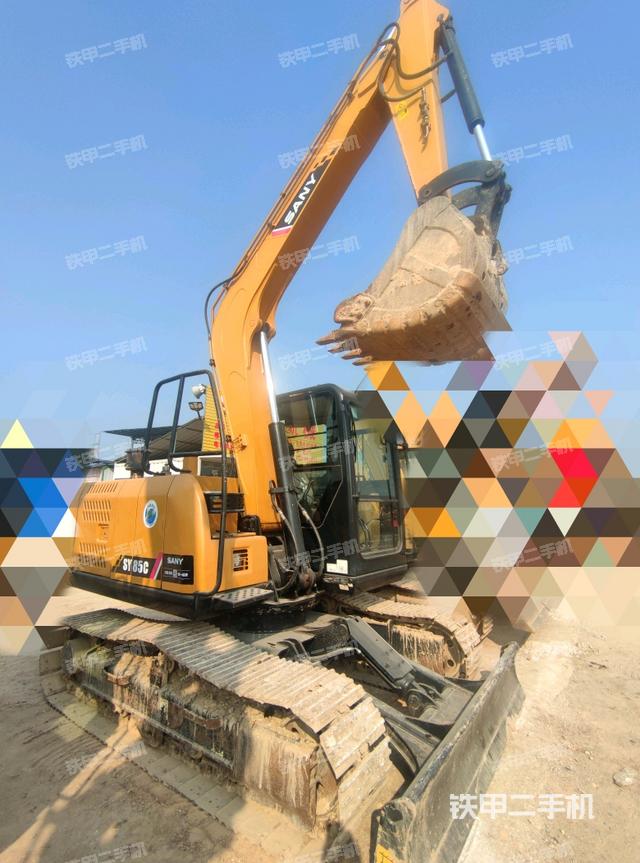 整機(jī)右后45°(整機(jī)外觀) 整機(jī)右后45°(整機(jī)外觀)