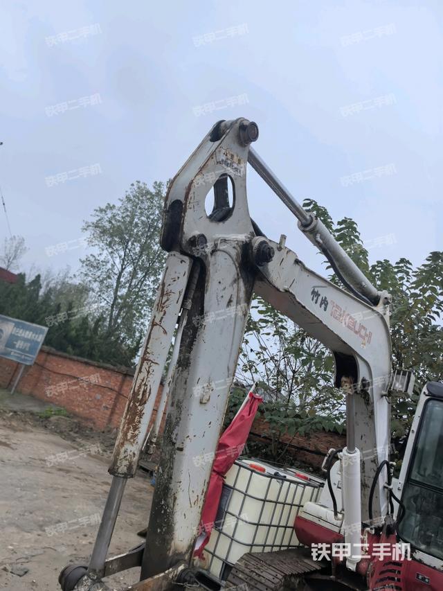 小臂整體左后（工作和回轉(zhuǎn)裝置）