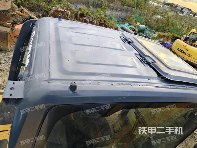 駕駛室頂部俯視（上車部件）