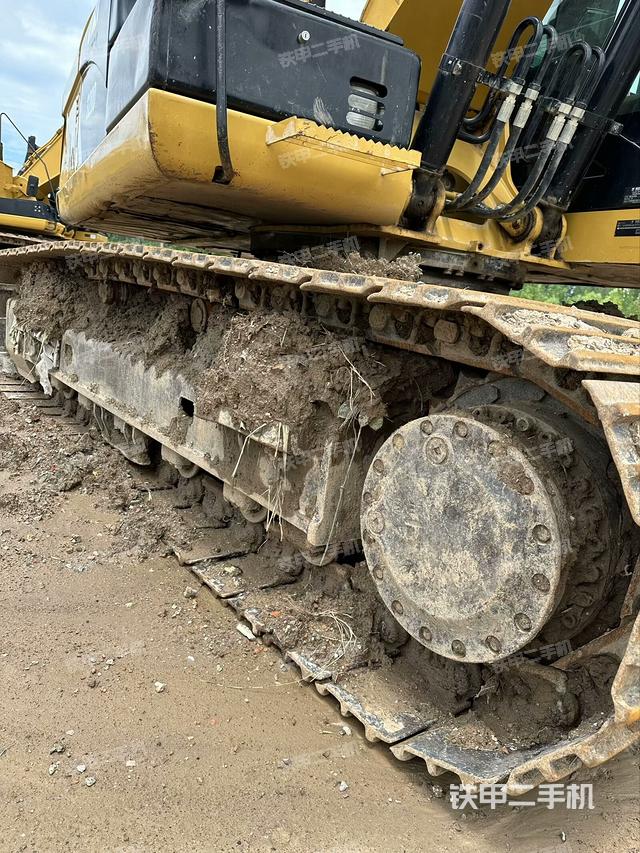 右側(cè)履帶整體（行走機(jī)構(gòu)）