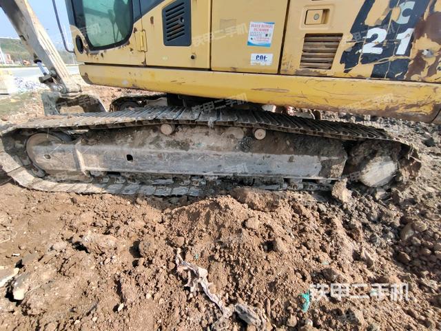 右側(cè)行走馬達蓋板（行走機構(gòu)）