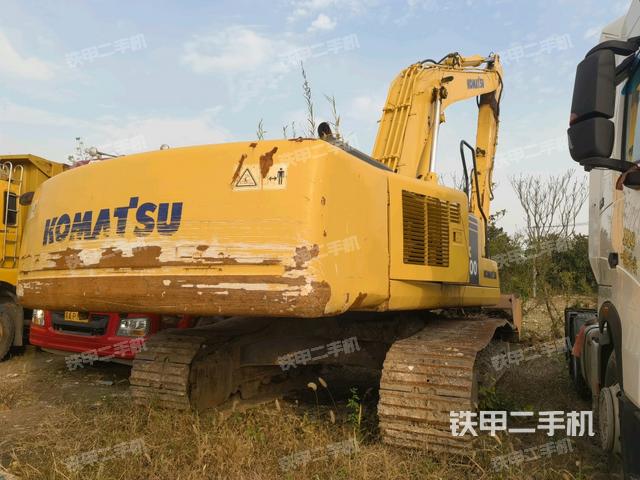 右后45(整機(jī)外觀) 右后45(整機(jī)外觀)