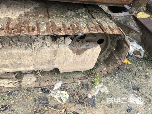 左側(cè)行走馬達蓋板（行走機構(gòu)）