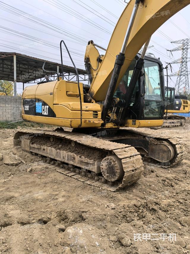 大臂根部?斜視（工作和回轉(zhuǎn)裝置）