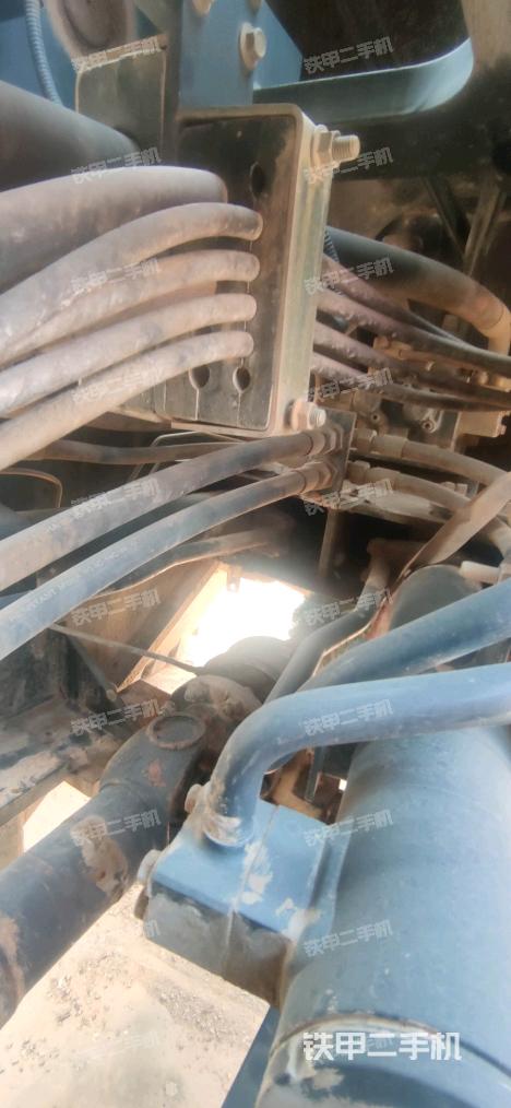 后驅(qū)動橋（液壓/傳動系統(tǒng)）