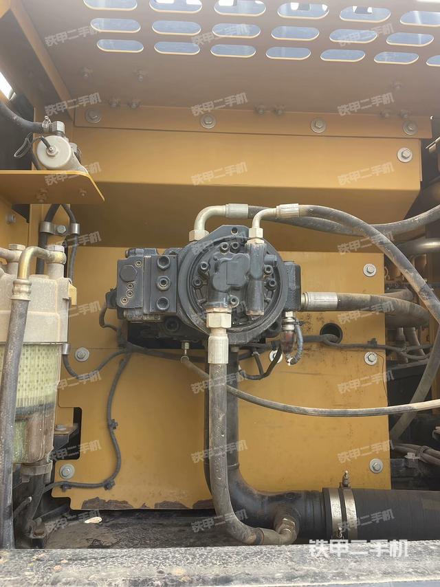 液壓泵室（大件艙室）