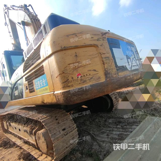 整機右后45°（整機外觀）