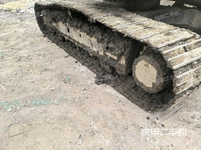 左側(cè)履帶整體?（行走機(jī)構(gòu)）