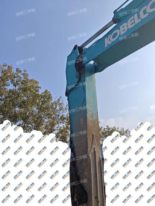 小臂整體左后(工作和回轉(zhuǎn)裝置) 小臂整體左后(工作和回轉(zhuǎn)裝置)