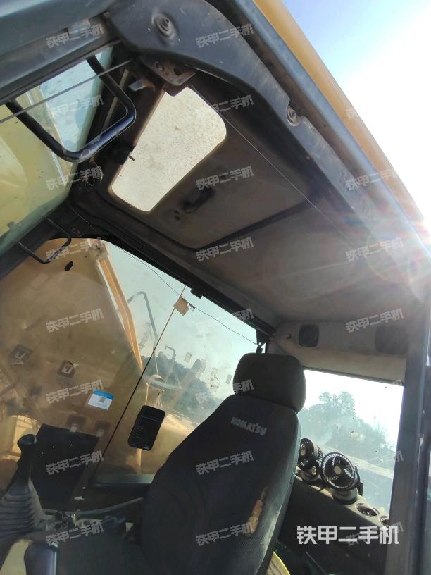 頂棚整體（駕駛室部分）