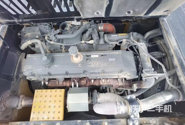 發(fā)動(dòng)機(jī)整體俯視（整機(jī)外觀）