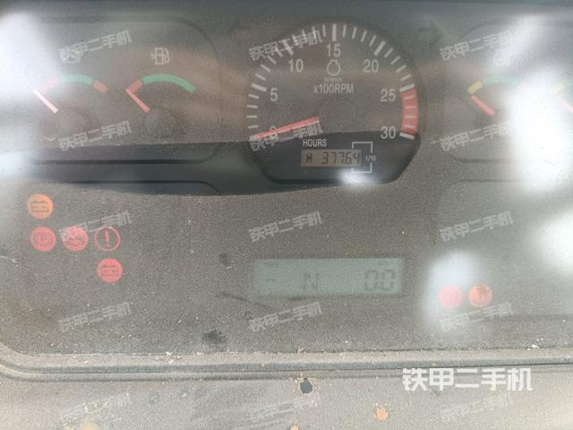 駕駛室頂部 外（駕駛室部分）