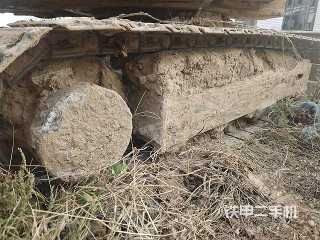 左側(cè)履帶整體?（行走機(jī)構(gòu)）