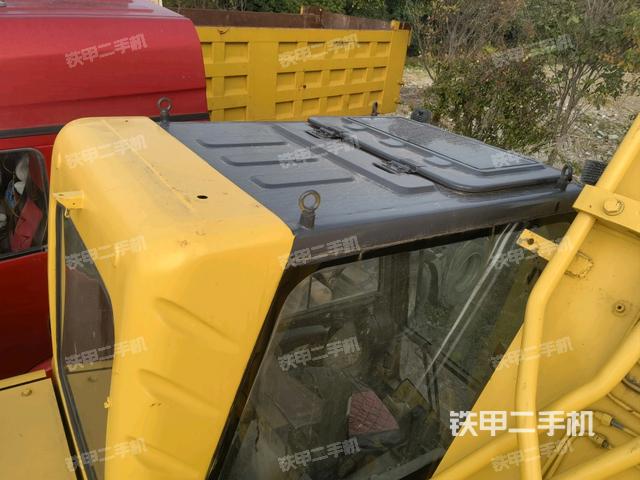 駕駛室頂部俯視(上車部件) 駕駛室頂部俯視(上車部件)