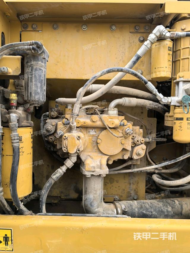 液壓泵室（大件艙室）